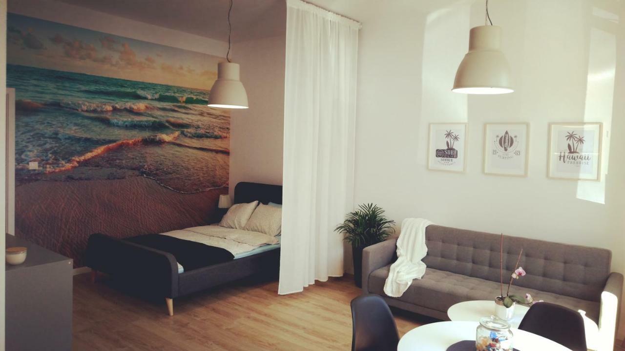 Apartamenty Caloroczne プツク エクステリア 写真